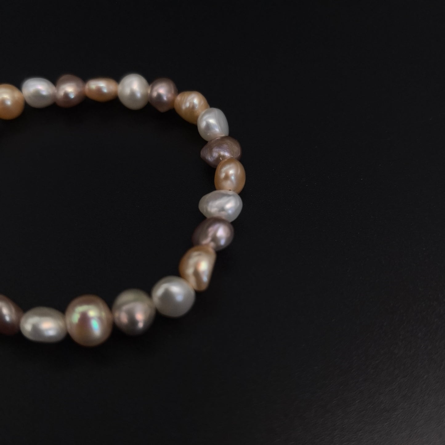 Handcrafted Multicolor Pearl Bracelet