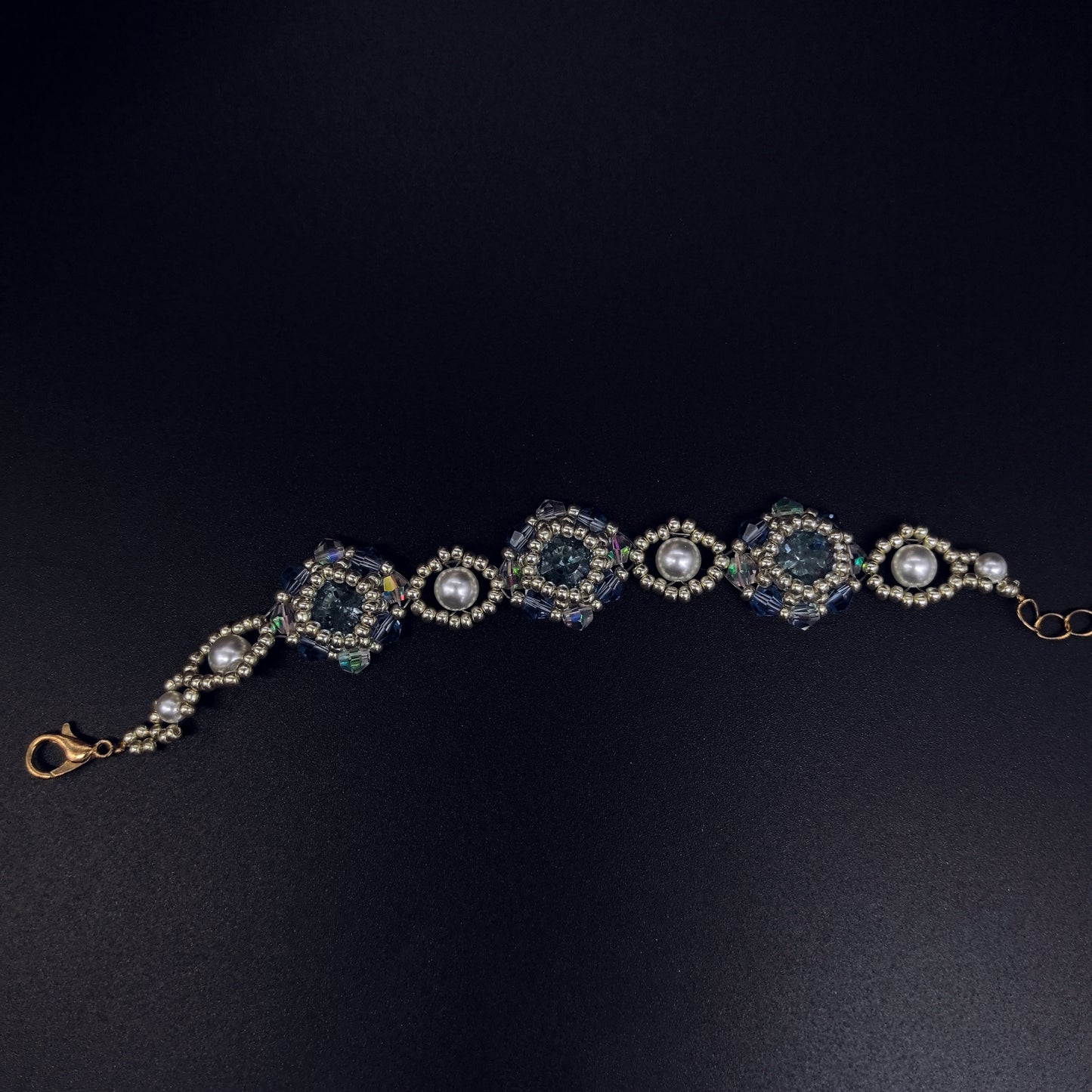 Exquisite Handcrafted Beaded Bracelet with Crystal and Pearl Accents