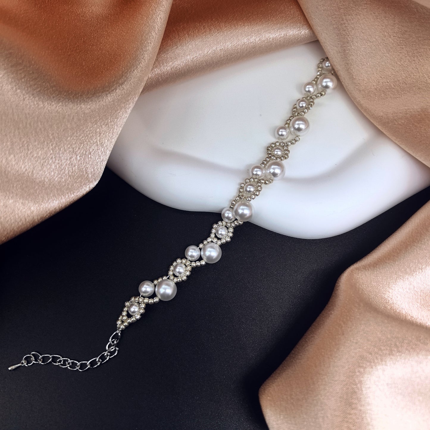 Radiant Charm - Handcrafted Pearl Bracelet